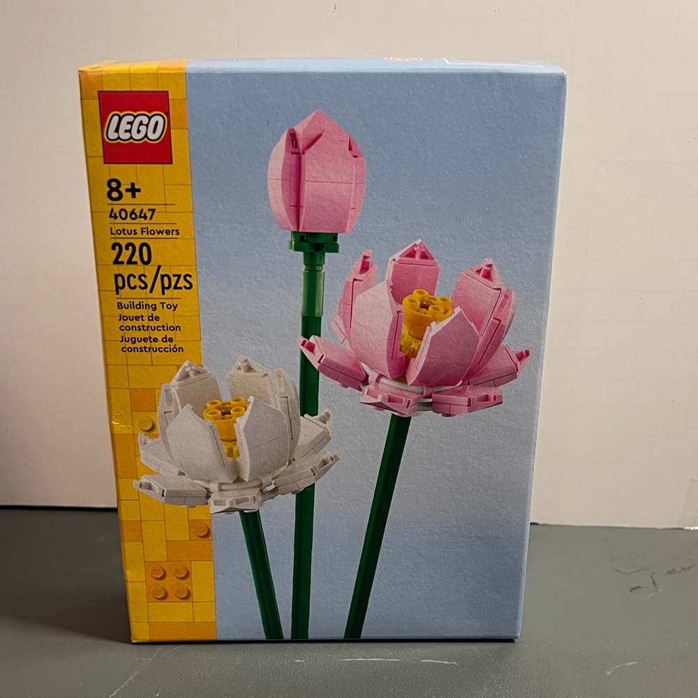LEGO Botanicals: New Sealed Box Lotus Flower